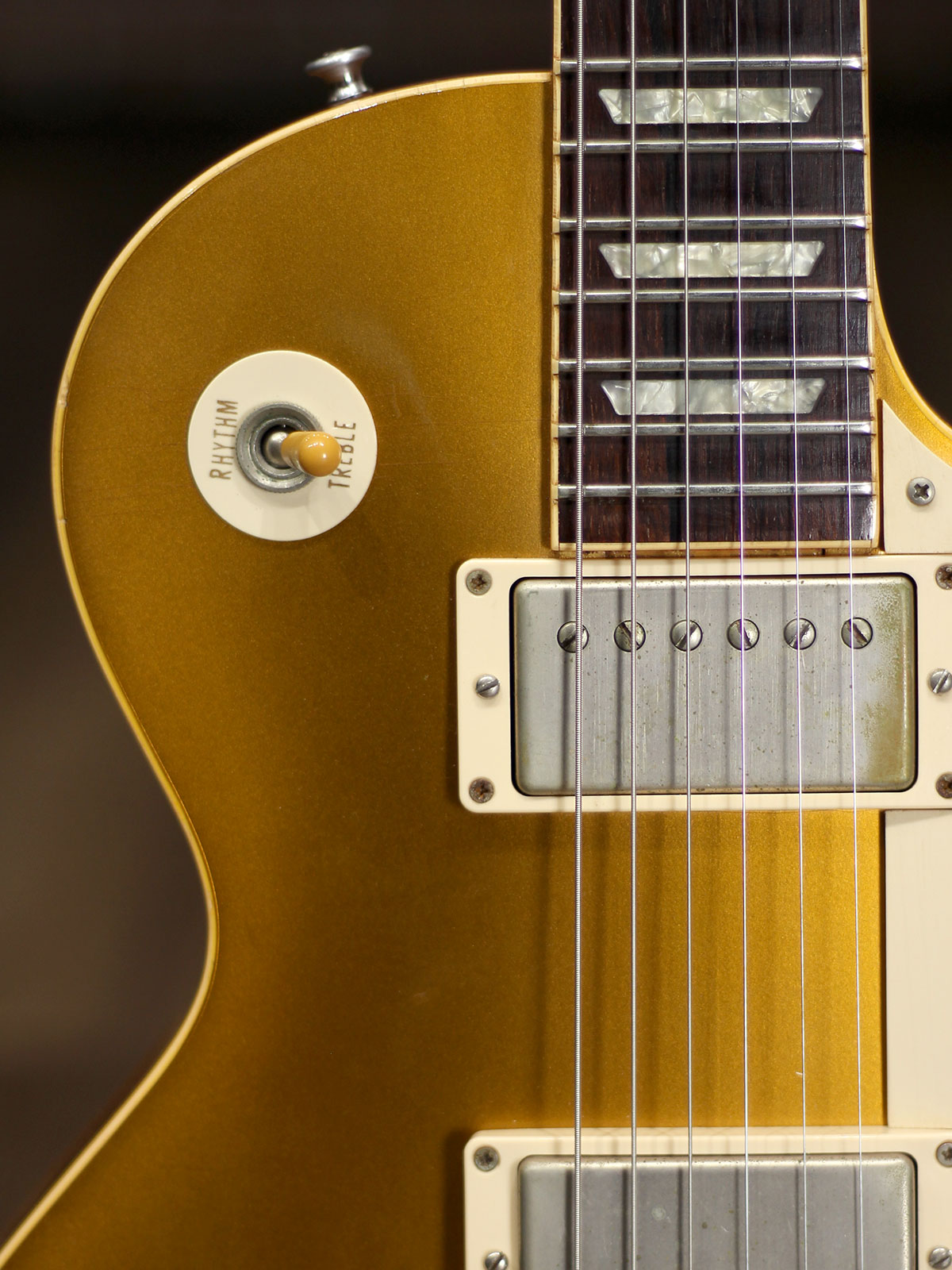 ギブソン・Gibson カスタムショップGold Top Aged 2000年製 Gibson Custom Shop 1957 Les Paul Gold Top Aged by Tom Murphy